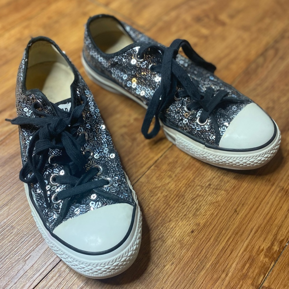 Sequin ⭐️ Converse Chuck Taylor All Star Sneakers